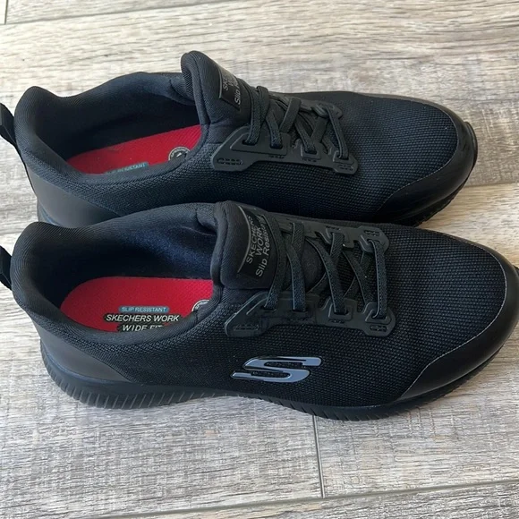 SOLD SOLD SOLD 👟Skechers 👟WORK Wide Fit Slip Resistant Slip On SneakersSize 8 - Picture 3 of 10